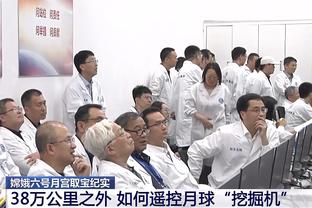 用嘴助攻？普林斯打趣詹姆斯隔扣乔治：在扣篮前我就告诉他要扣